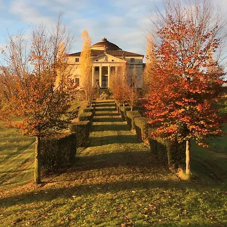 Liberty Dream, Fascino A Tatil Evi