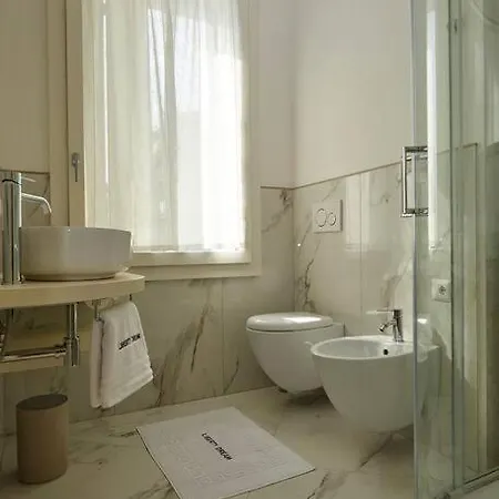 Liberty Dream, Fascino A Tatil Evi