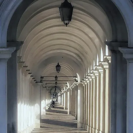 Liberty Dream, Fascino A Tatil Evi Vicenza